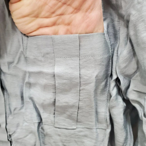 Ann Taylor LOFT Women's Slate Blue Lightweight‎ 1/2 Button Long Sleeve Top NWT S - Picture 3 of 9